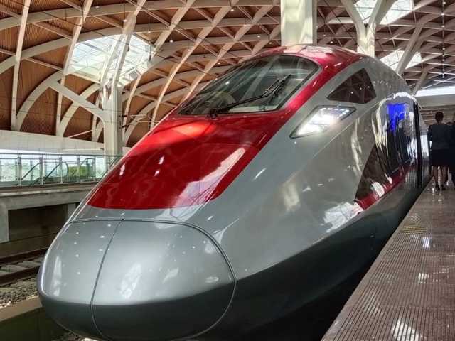 Search image article