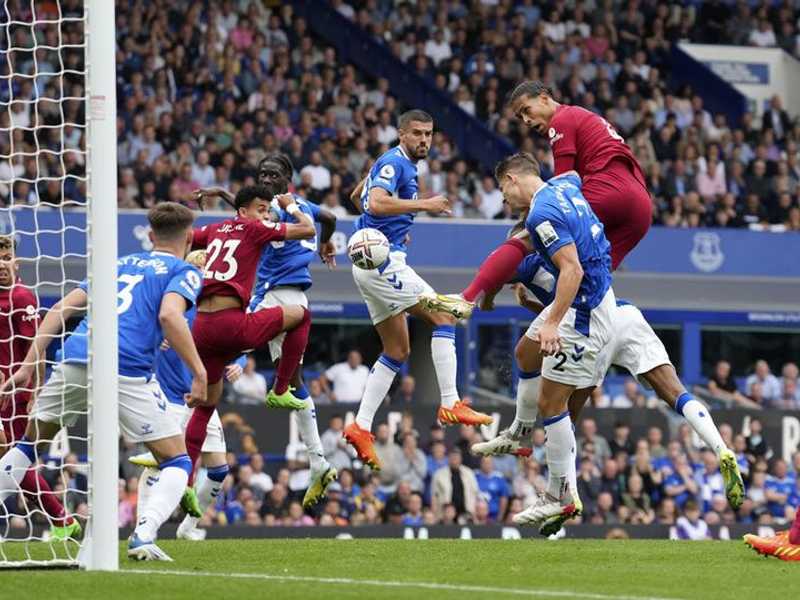 Wayne Rooney Pede Everton Bisa Curi Poin di Anfield