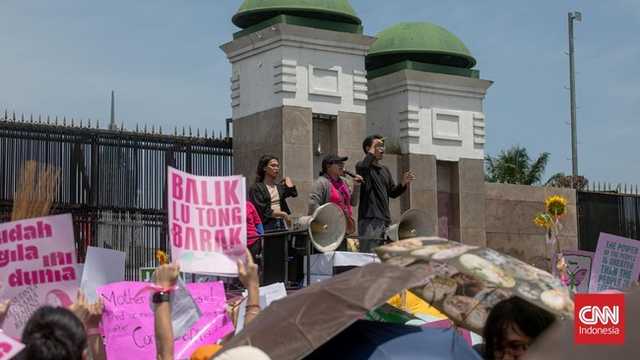 Piknik Nasional Rakyat Desak DPR Penuhi 17+8 Tuntutan, Kecam Brutalitas Aparat