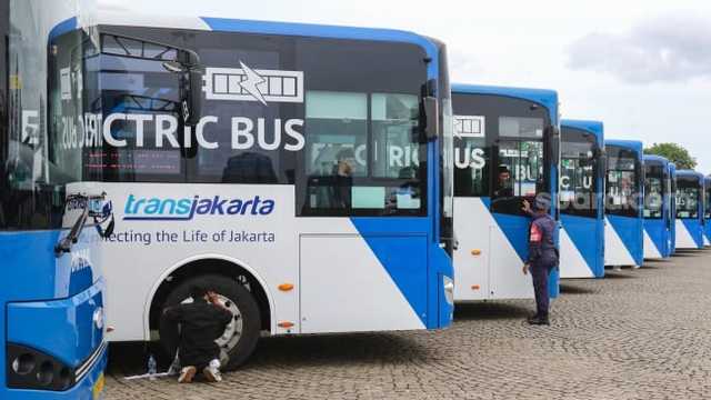 Kemenhub dan TRON kolaborasi percepat adopsi angkutan umum berbasis energi bersih