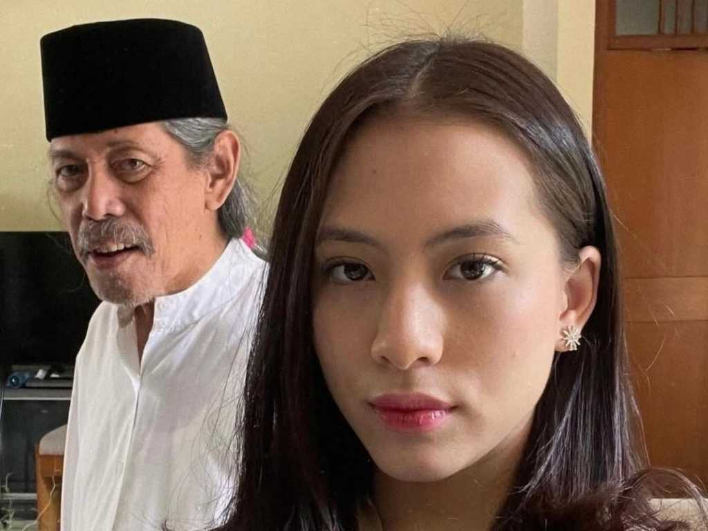 Adhisty Zara Berduka, Kakek Acil Bimbo Meninggal Dunia di Usia 82 Tahun