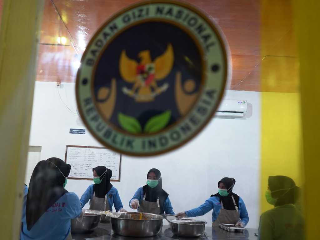 Geger! 4.000 Siswa Keracunan Program Makan Gratis Rp335 T, Pemerintah Frustasi