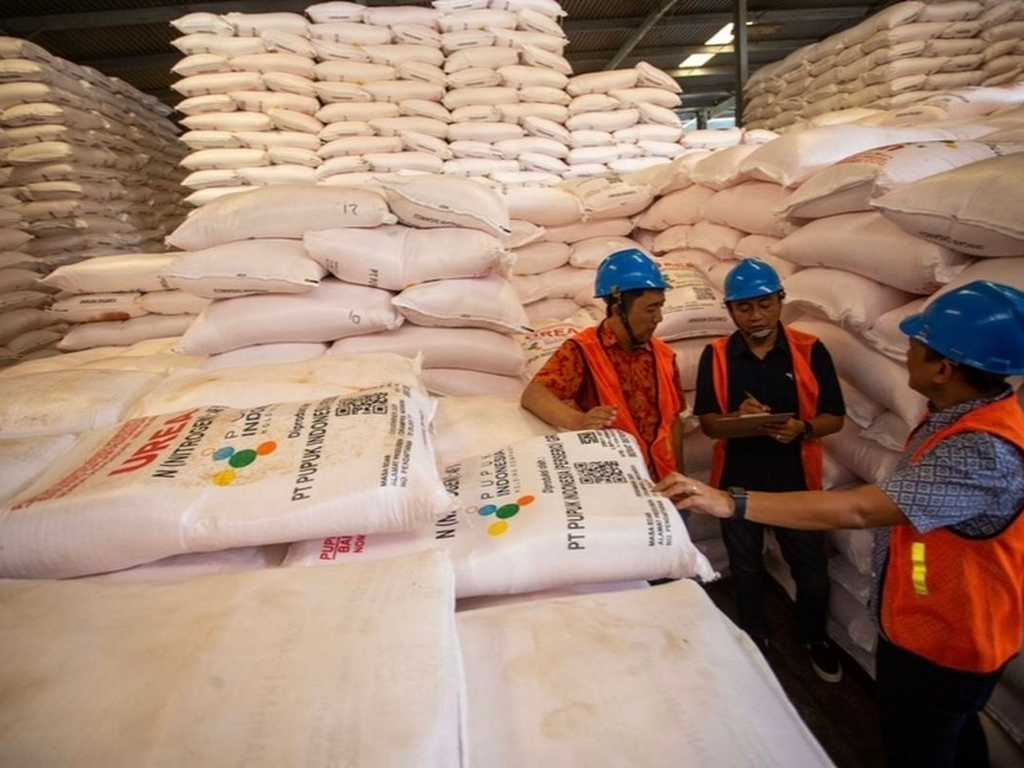 Prabowo Ambil Langkah Berani: HET Pupuk Subsidi Turun 20 Persen