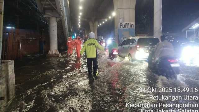 Pesanggrahan Jakarta Selatan Terendam Banjir 40 Cm Usai Hujan Deras