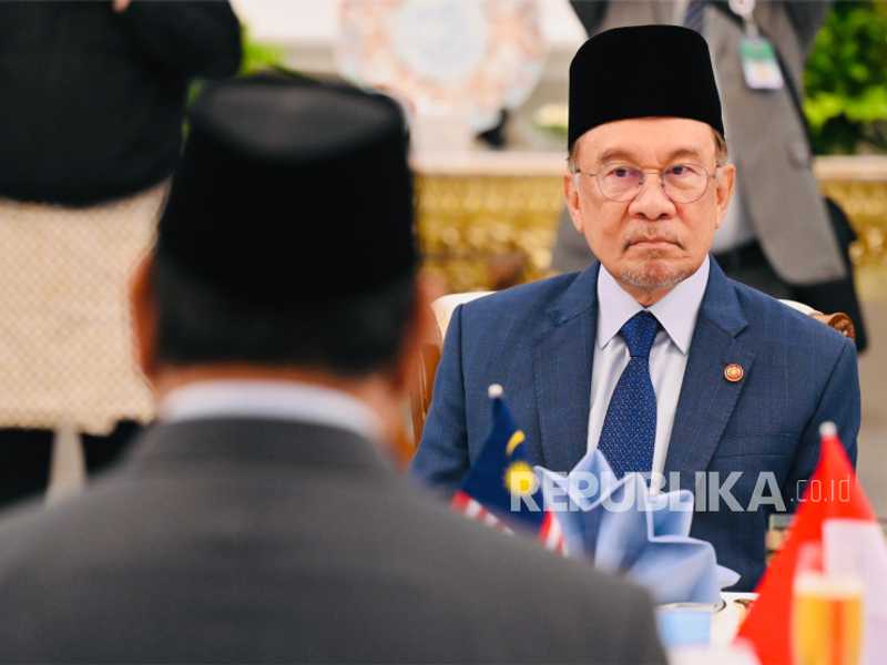 Anwar Ibrahim Larang Menteri ke Luar Negeri, Desak Fokus KTT ASEAN