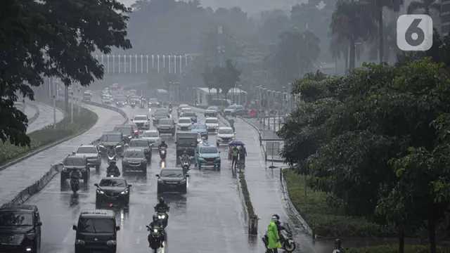 Jakarta: Pemprov DKI Tolak Plastik Pencemar, Ungkap Bahaya Mikroplastik Air Hujan