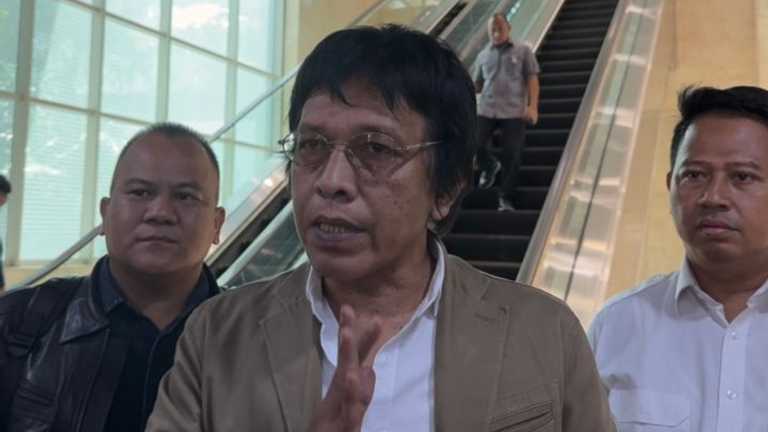 Adian Napitupulu Dorong Skema Berlangganan, Ganti Komisi Ojol Aplikator