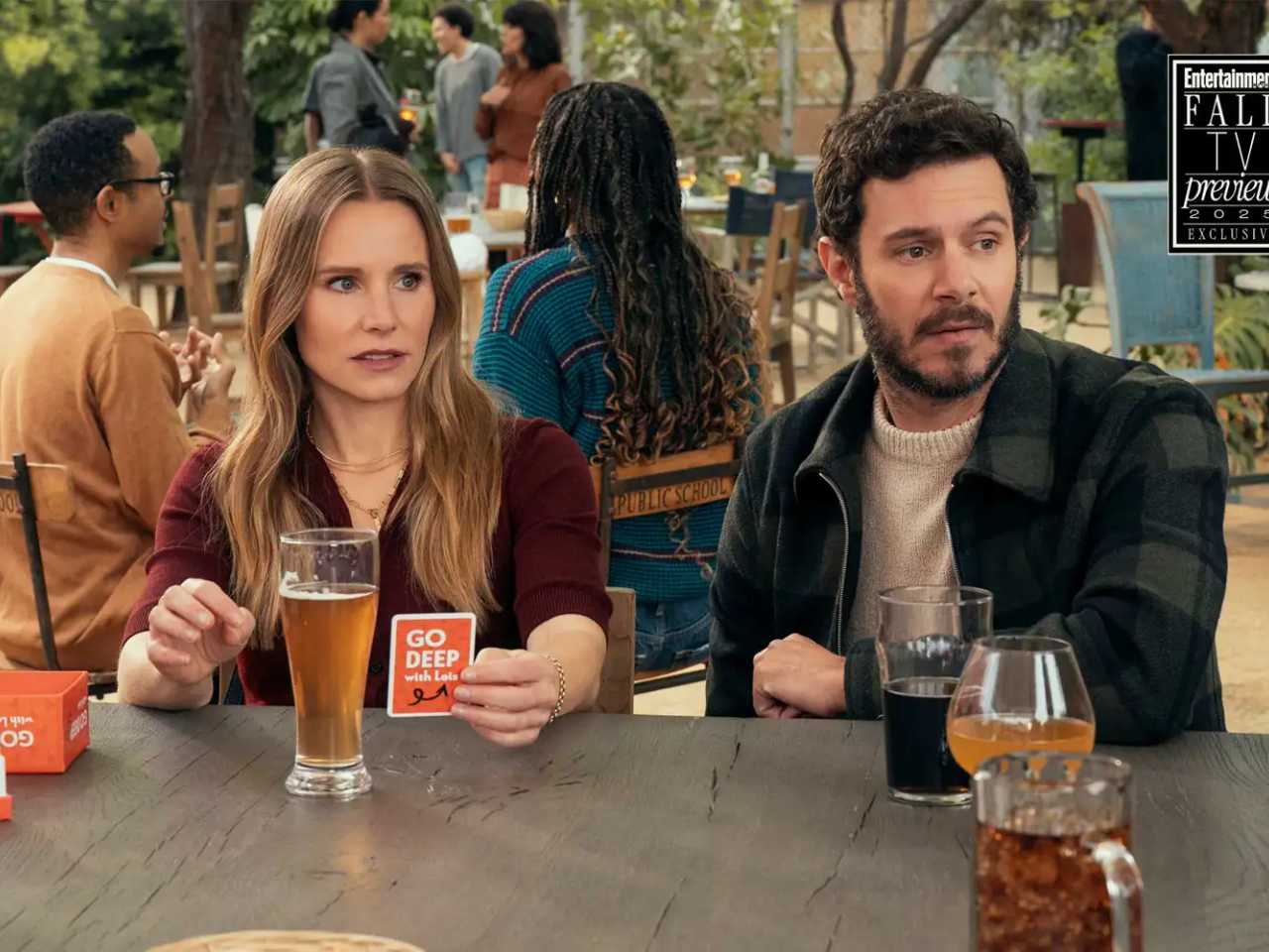Netflix Jamin Hubungan Kristen Bell & Adam Brody Aman di Nobody Wants This S2