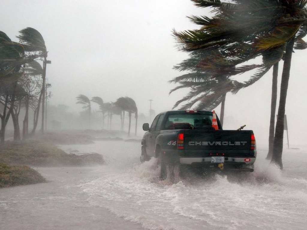 Topan Kalmaegi Ancam Filipina, Ribuan Warga Pesisir Dievakuasi