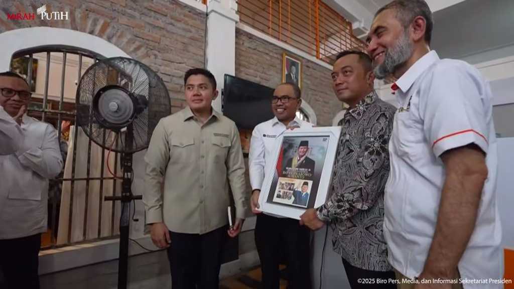 Search image article