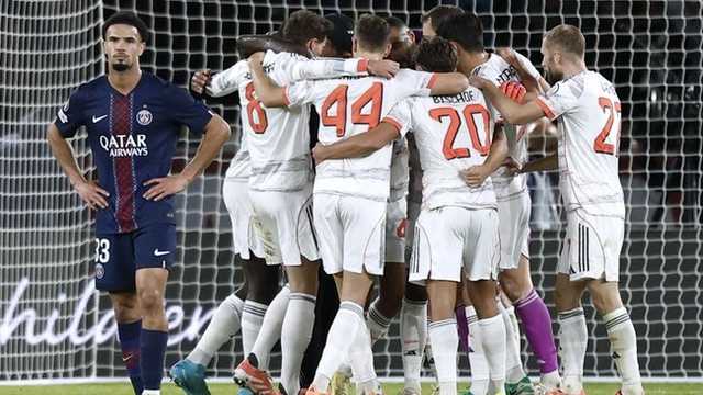 Liga Champions: Bayern Munchen Pecundangi PSG 2-1, Luis Diaz Diusir Wasit