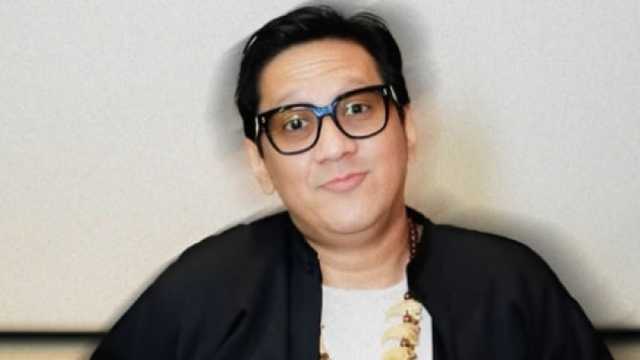 Andre Taulany terima karangan bunga nyeleneh, diduga balasan prank