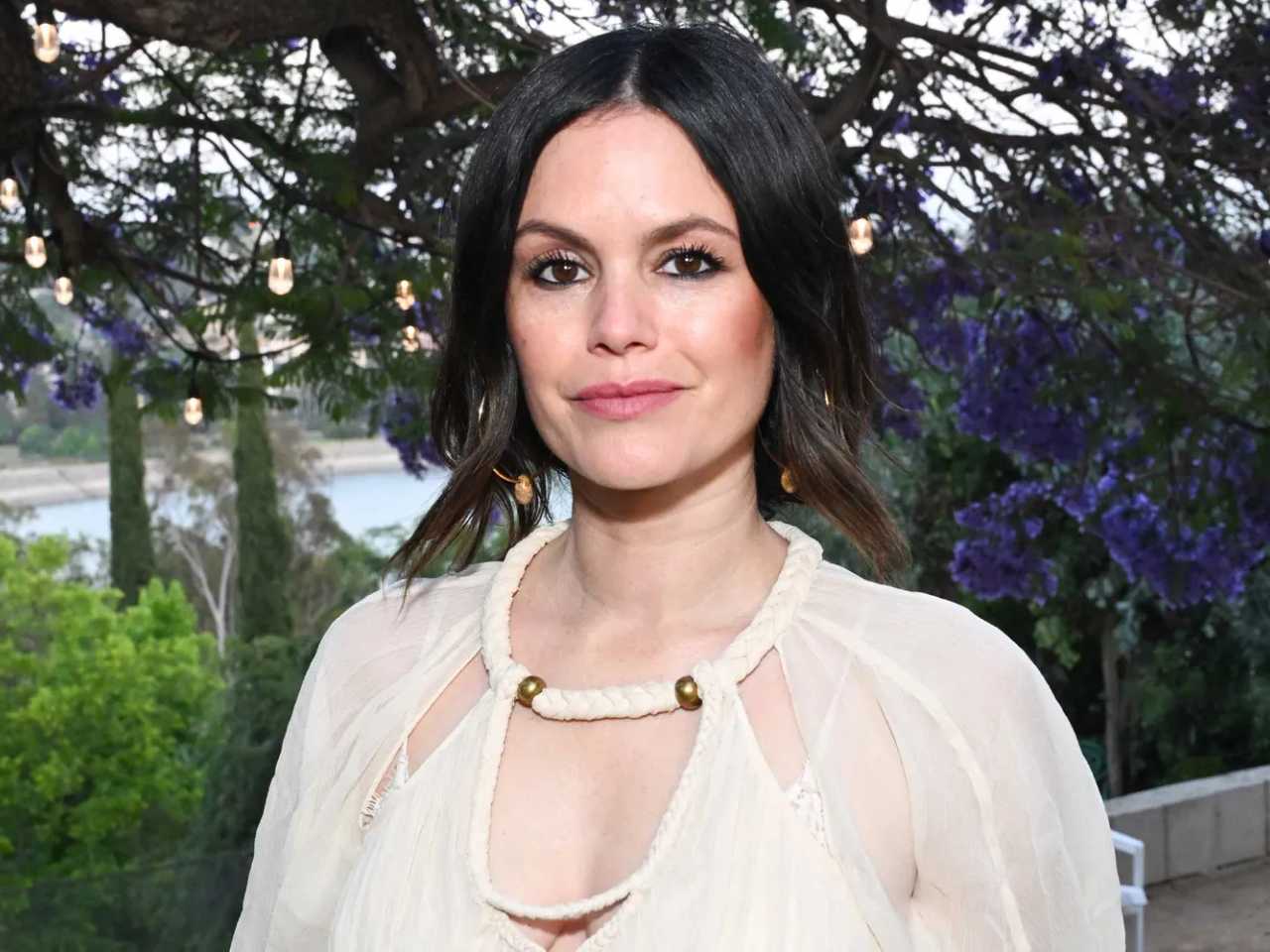 Rachel Bilson kehilangan pekerjaan usai blak-blakan soal kehidupan seks di podcast