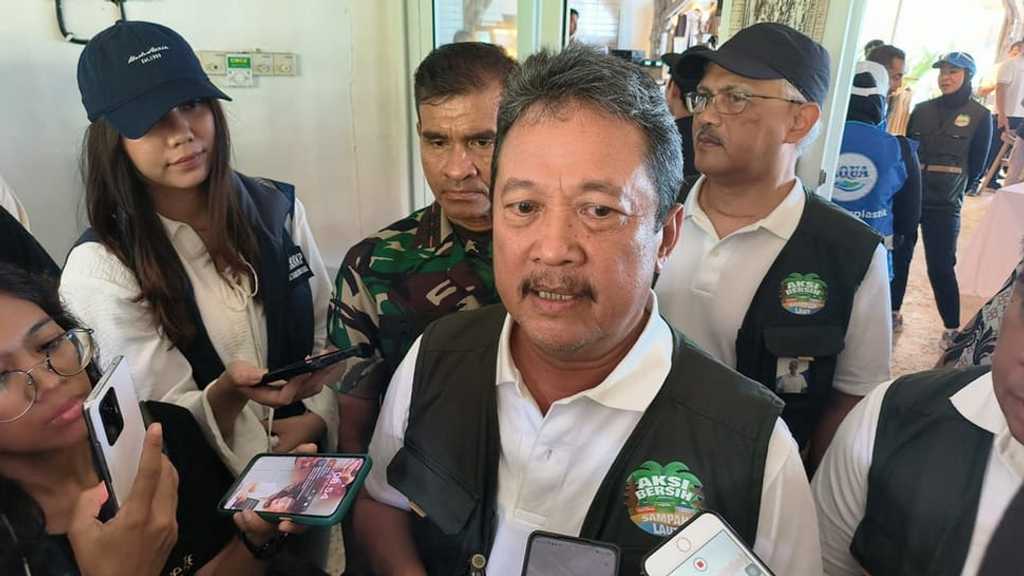 DPR panggil Menteri KP soal tanggul beton Cilincing Senin 15 September