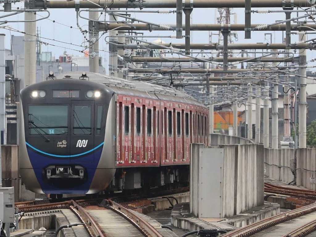 Kebakaran Dekat Stasiun MRT Cipete Raya, MRT Jakarta Pastikan Operasional Normal