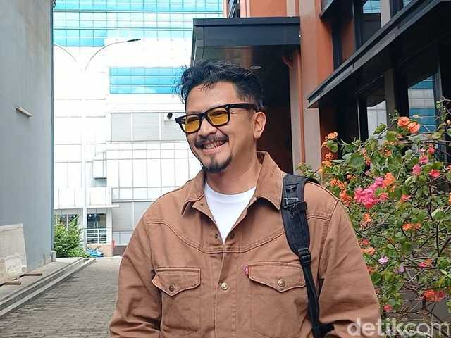 Search image article