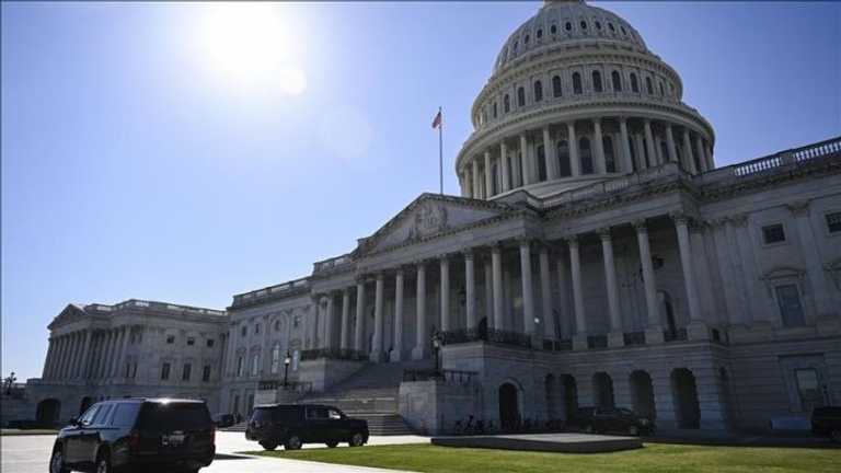 Senat AS tolak RUU anggaran darurat, pemerintah terancam shutdown