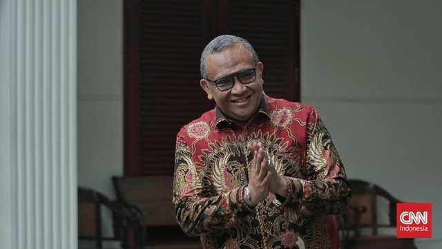 Wamenaker Siap Pangkas Ratusan Regulasi Industri Rokok, Menanti Perintah Prabowo