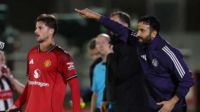 Pemain kunci MU diragukan tampil lawan Man City di Derbi Manchester