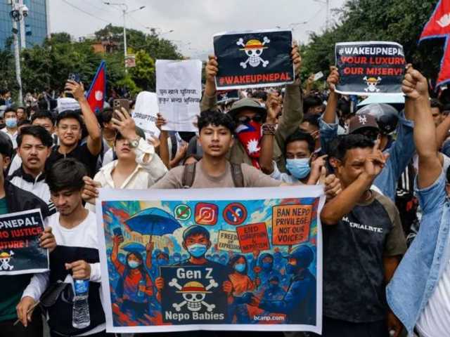 Nepal Bergejolak: Amarah 'Nepo Kids' Bakar Demonstrasi Besar, Ribuan Turun ke Jalan!