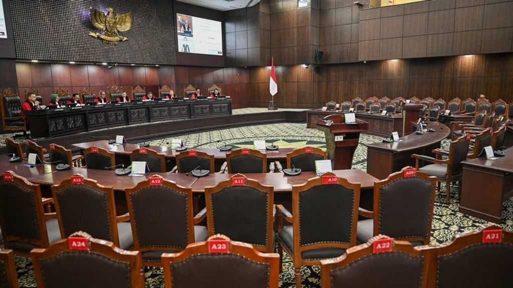 MK Tolak Permohonan Sengketa Pilgub Papua Paslon Benhur Tomi Mano