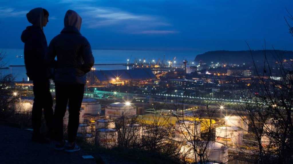 Search image article