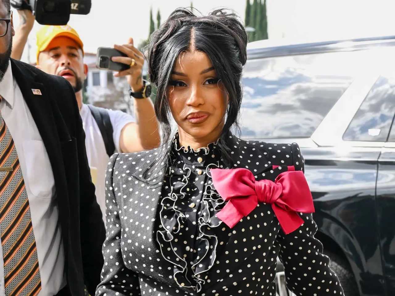 Cardi B Menang Gugatan, Tak Perlu Bayar Ganti Rugi ke Sekuriti