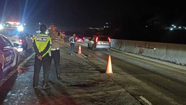Tol Semarang-Batang Mencekam: Bus PO Haryanto Terguling, 3 Tewas