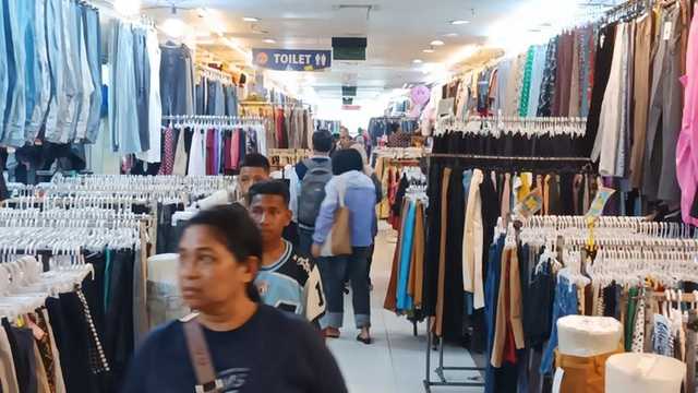 Larangan Impor Pakaian Bekas: Pasar Senen Terancam Mati, Pedagang Kelimpungan