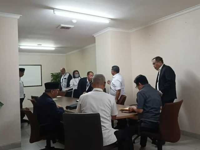 Search image article