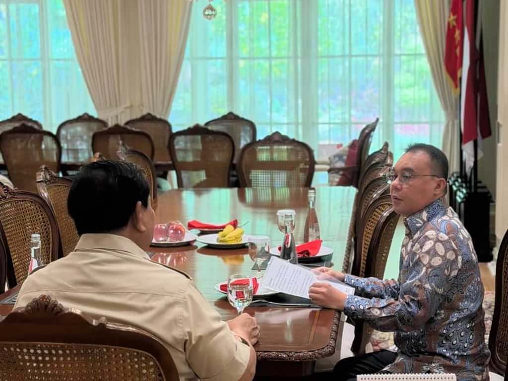 Prabowo dan Dasco Bertemu Empat Mata, Bahas Politik dan Program Strategis