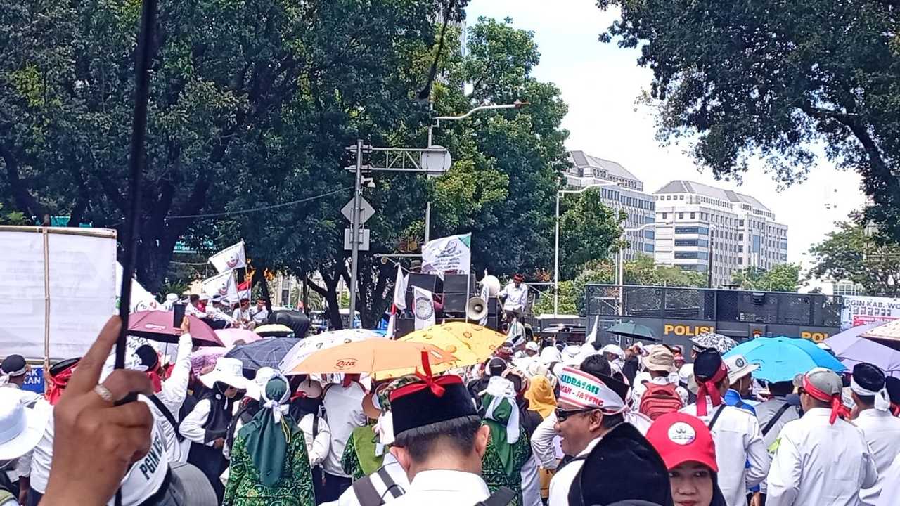 Search image article