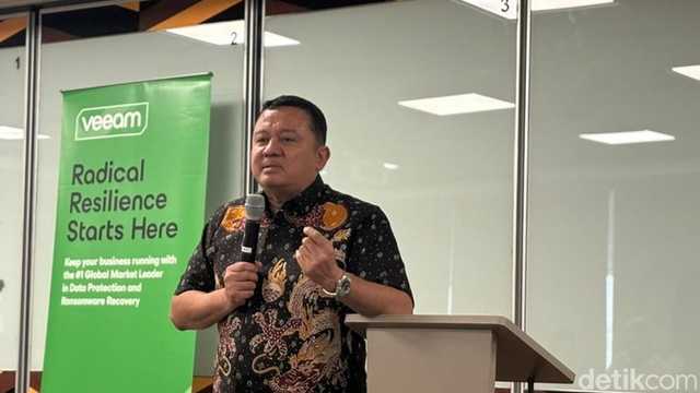 Komdigi targetkan registrasi SIM pakai face recognition tahun ini