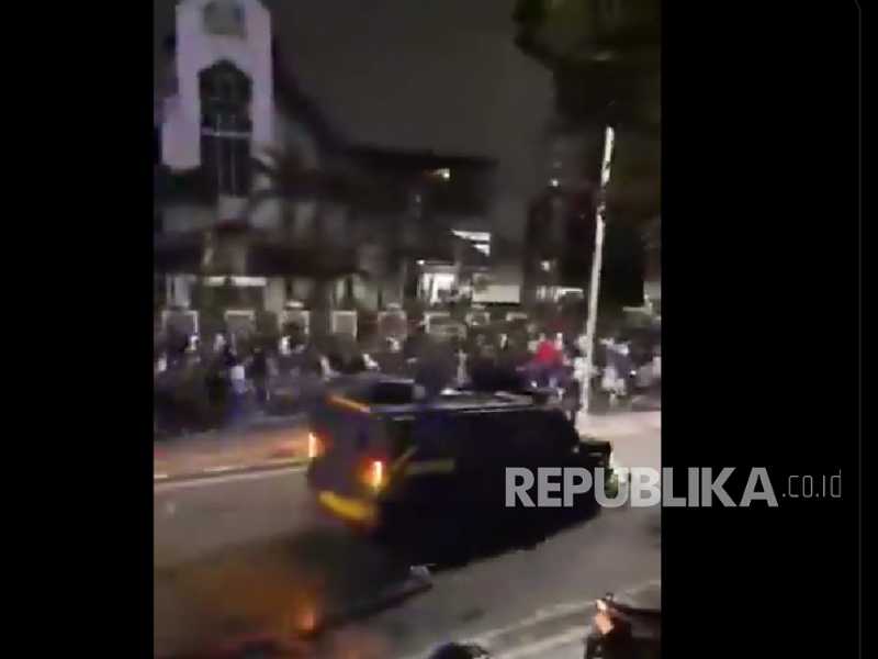 Search image article