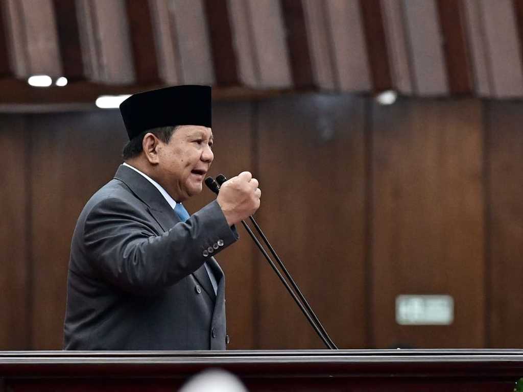 Pemerintah umumkan paket stimulus ekonomi 8+4+5, kejar target pertumbuhan 5,2 persen