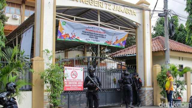 Search image article