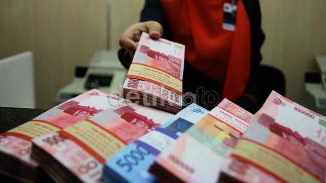 Pemerintah Targetkan 12 Juta Pekerja Baru, Andalkan KUR Rp 282 T