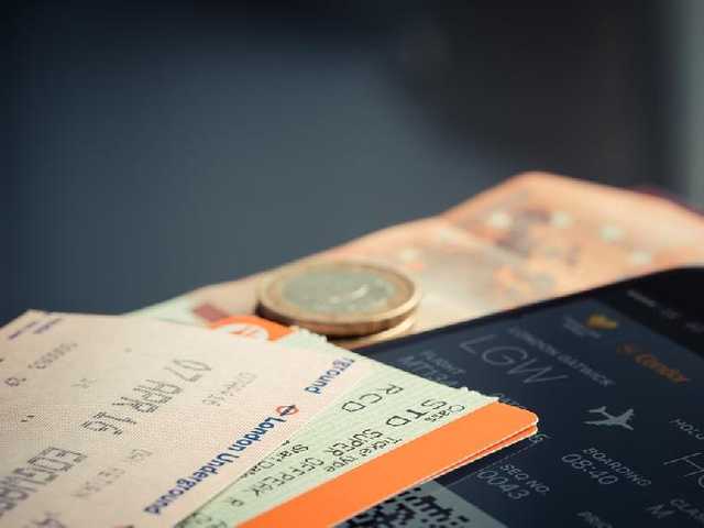 Pemerintah Pangkas Harga Tiket Pesawat 13-14% Jelang Libur Nataru