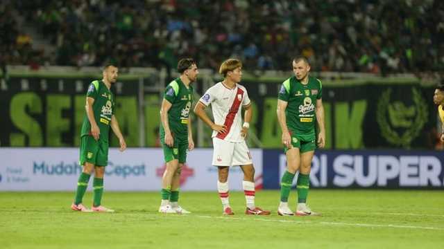 Persebaya Balikkan Keadaan, Kalahkan Persis Solo 2-1 di GBT