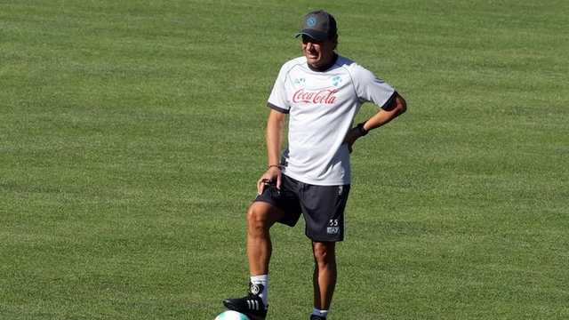Ruang Ganti Napoli Memanas: Pemain Frustrasi Jadwal Latihan Harian Conte