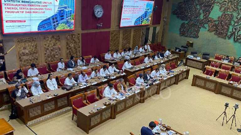 DPR Desak BPS Jelaskan Angka Pertumbuhan Ekonomi 5,12% yang Dipertanyakan