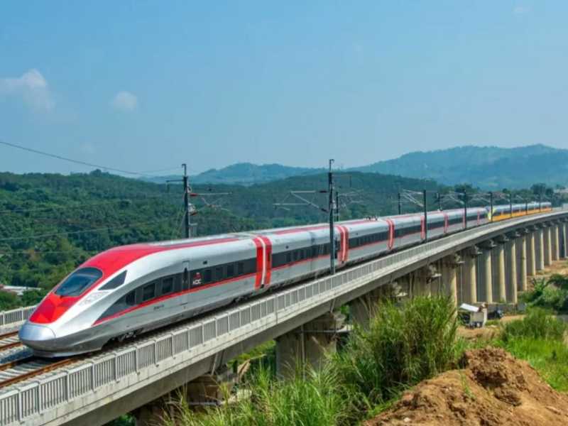Biaya Kereta Cepat Indonesia 13 Kali Lipat Lebih Mahal dari Arab Saudi