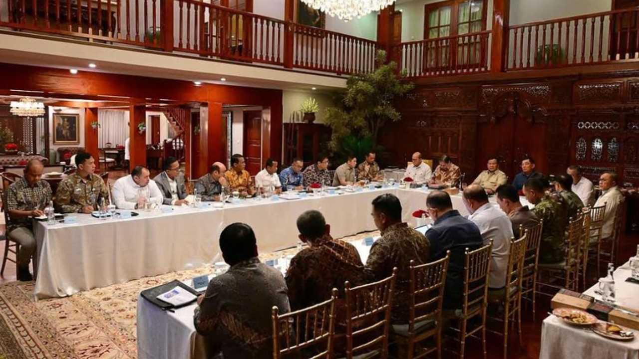 Search image article