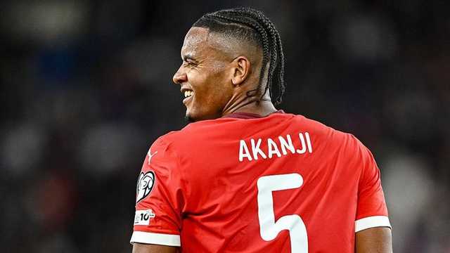Eks Pelatih Dortmund: Akanji Jauh Lebih Baik dari Pavard untuk Inter!