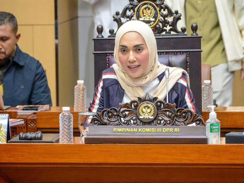 Search image article