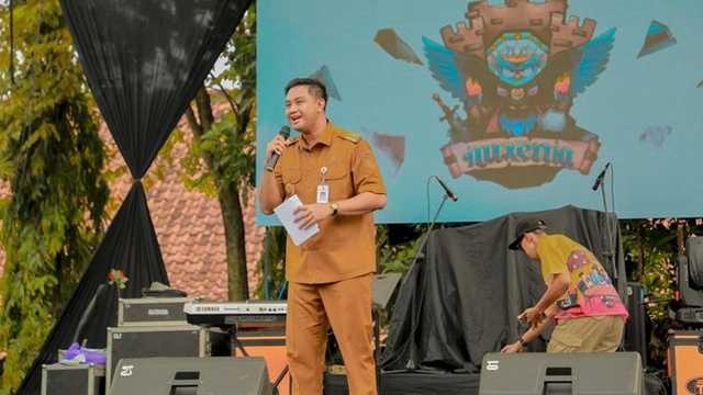 Search image article