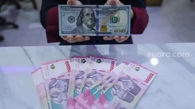 Rupiah Melaju Kencang ke Rp16.476, Jadi Mata Uang Terkuat di Asia