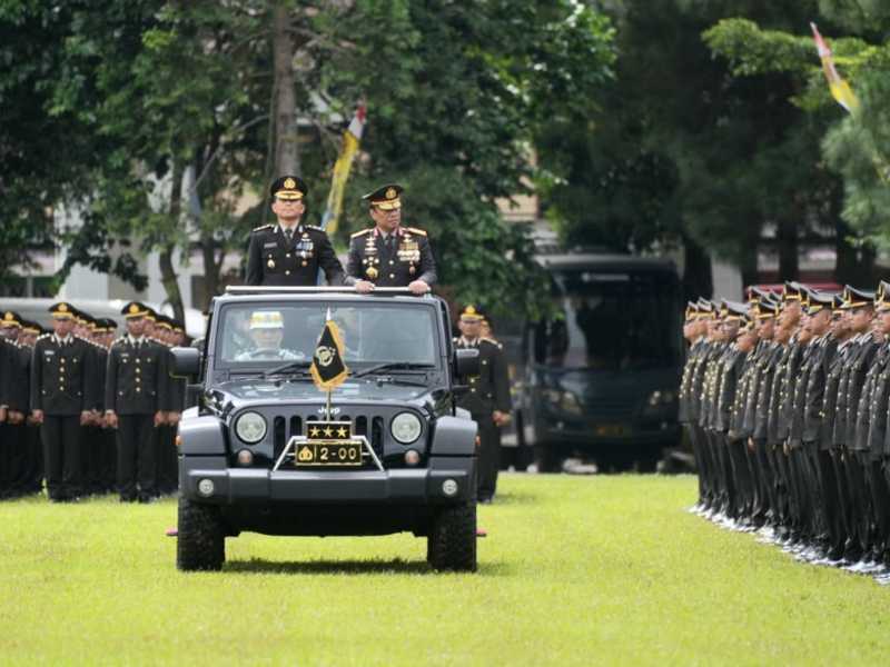 Wakapolri Lantik 1.156 Perwira Polri:
Masyarakat Tunggu Aksi, Bukan Janji