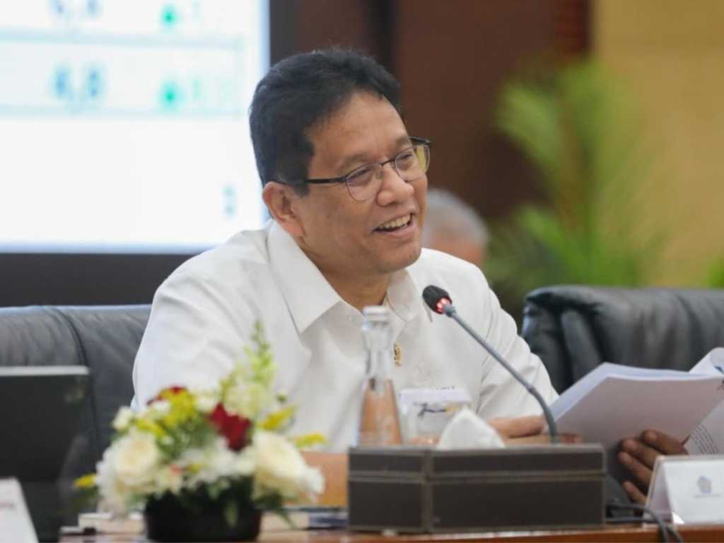 APBN
defisit Rp321,6 triliun, setara 1,35% PDB per Agustus 2025