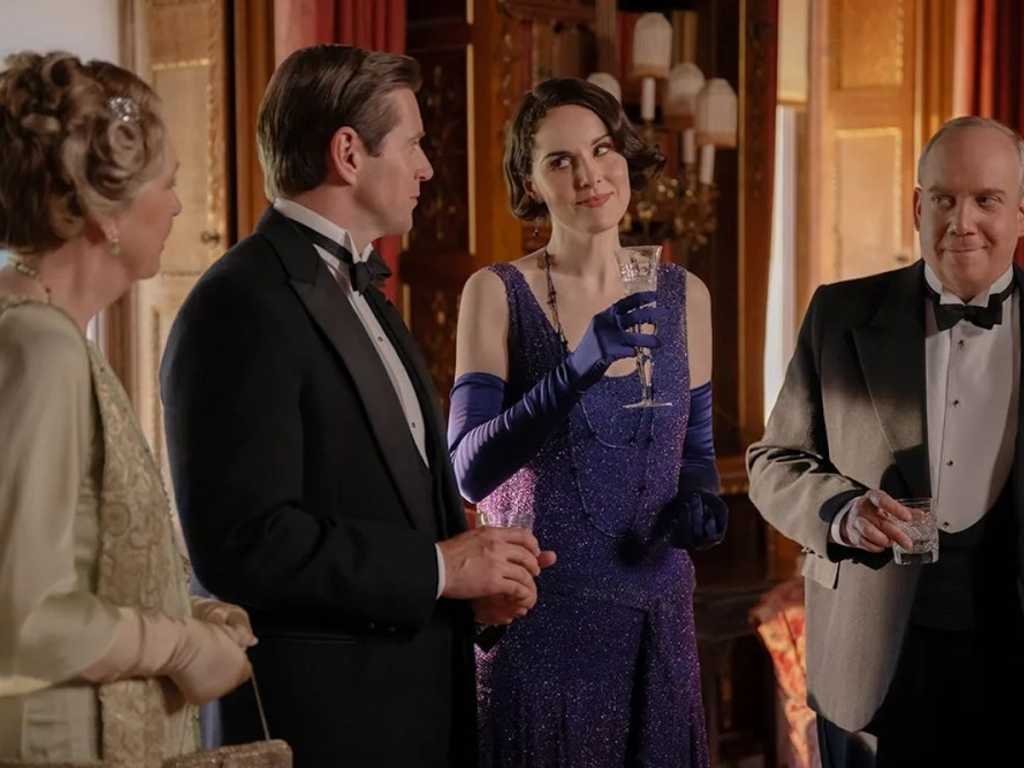 Downton Abbey: The Grand Finale Pukau Kritikus, Julian Fellowes Akhiri Kisah Legendaris